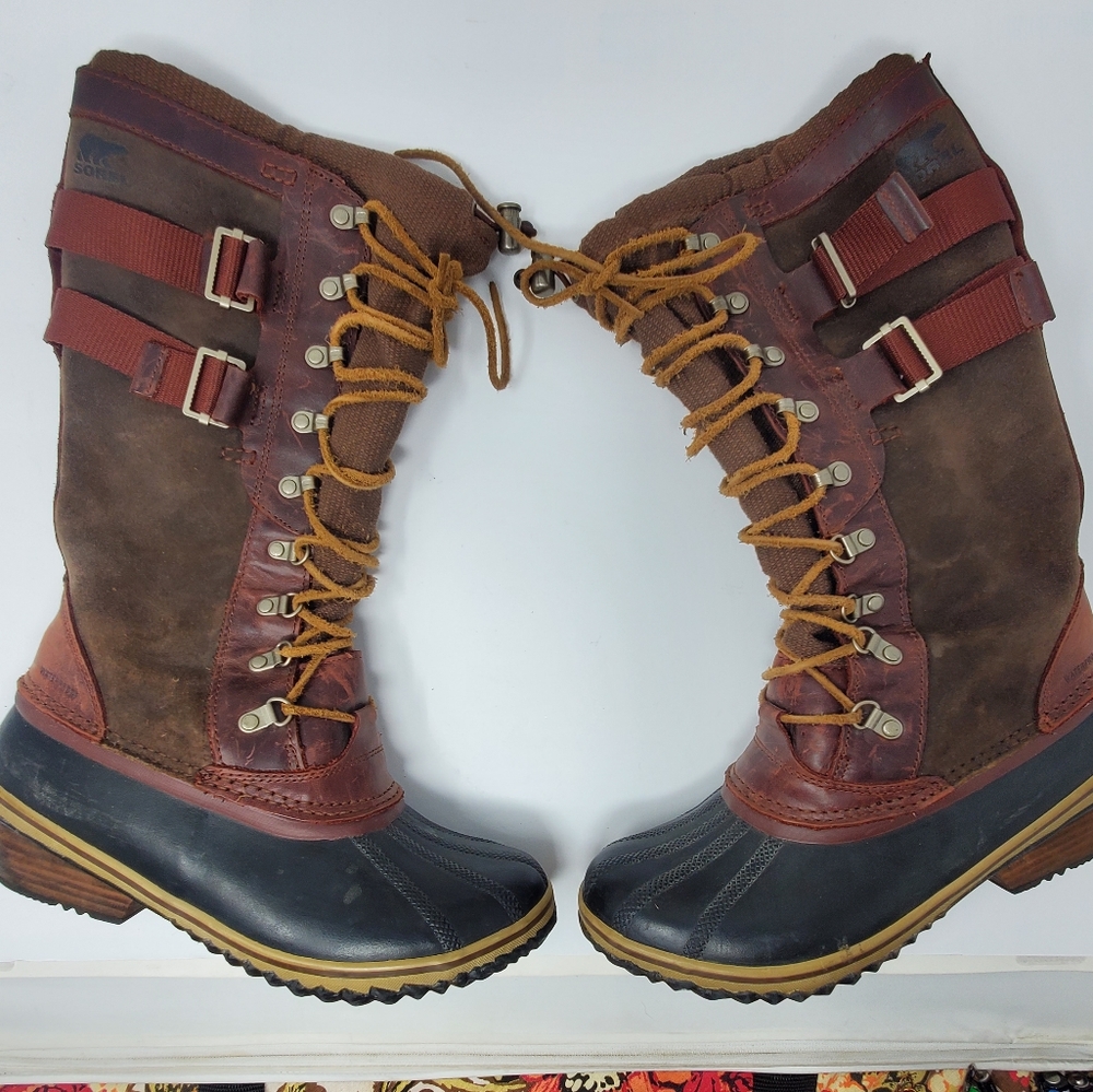 Sorel Conquest Carly 2 in Redwood/Tobacco leather waterproof winter boots